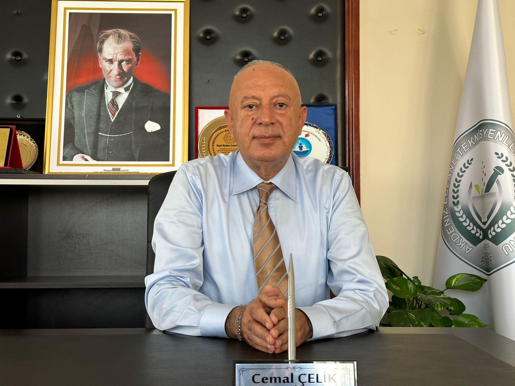 badfa5ca-5fbc-42a3-a54f-0c1b6ea42f30