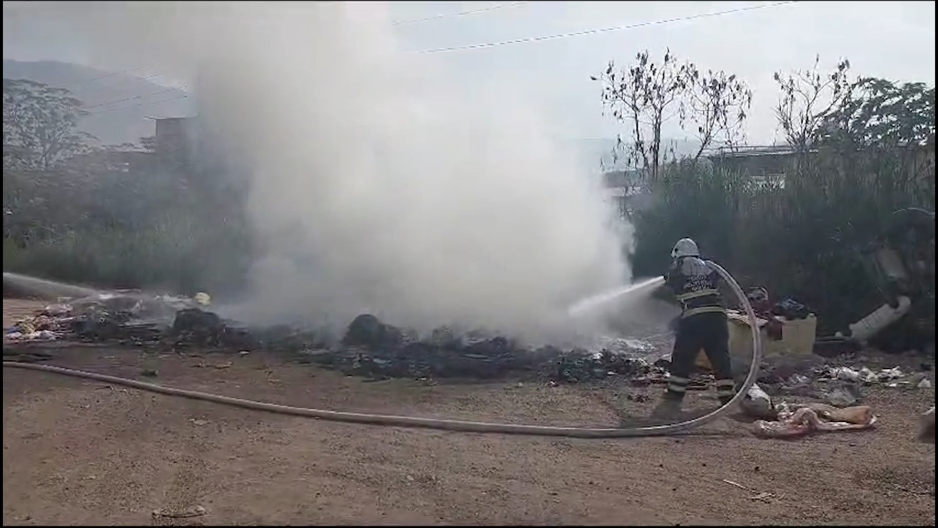 HURDACILARIN ATIKLARI YANGIN .mp4_snapshot_01.46.127