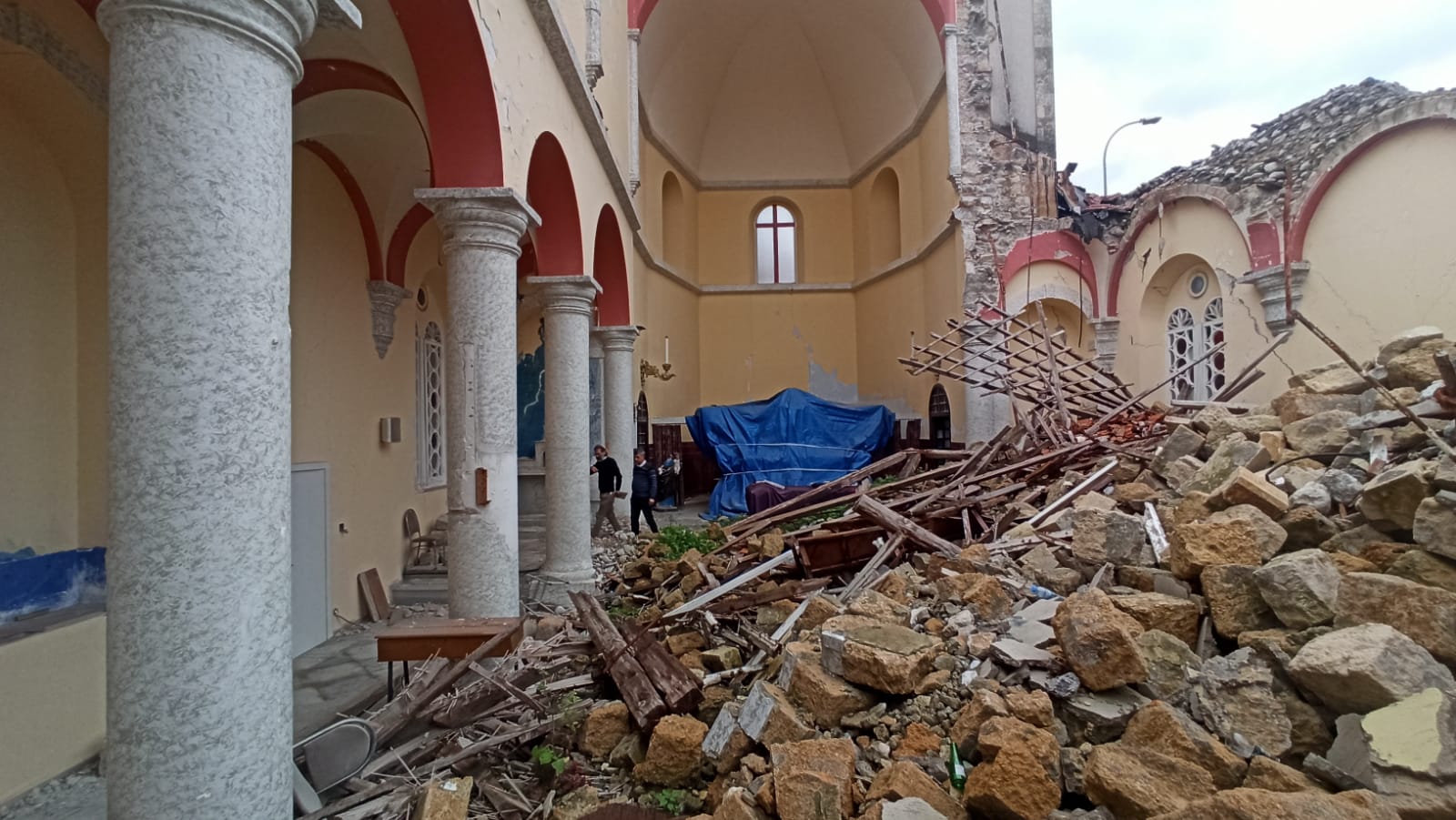 86e0e9ff-f588-46bb-9298-ff7b061be960