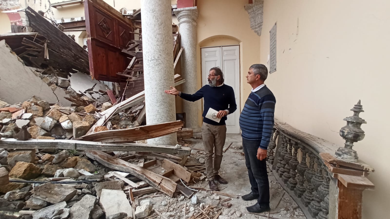 ab103b5a-378d-46b6-acd2-e18c3b159fcf