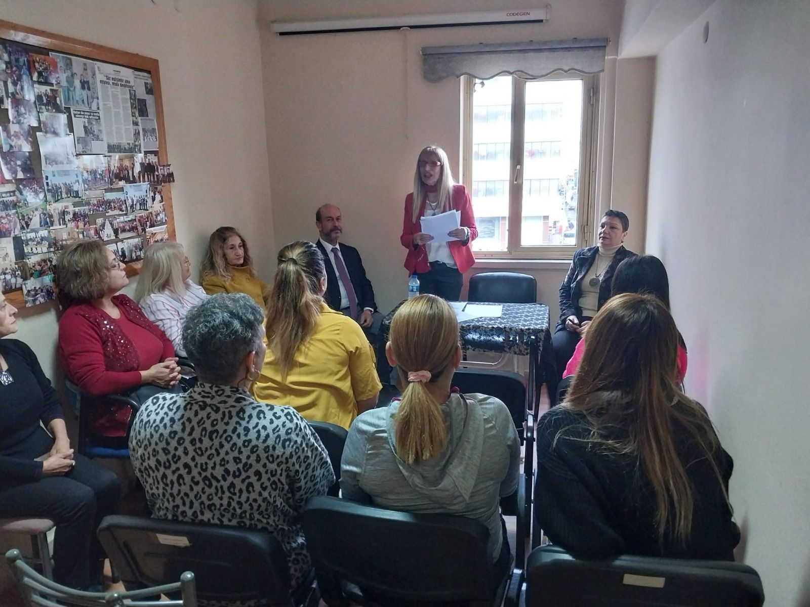 c0fc7e16-4545-4e17-b053-3bf9d4bd97ef