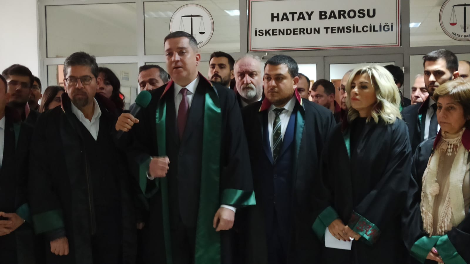 e0dd74ec-f83b-44c6-aa7a-5b16380a4a25