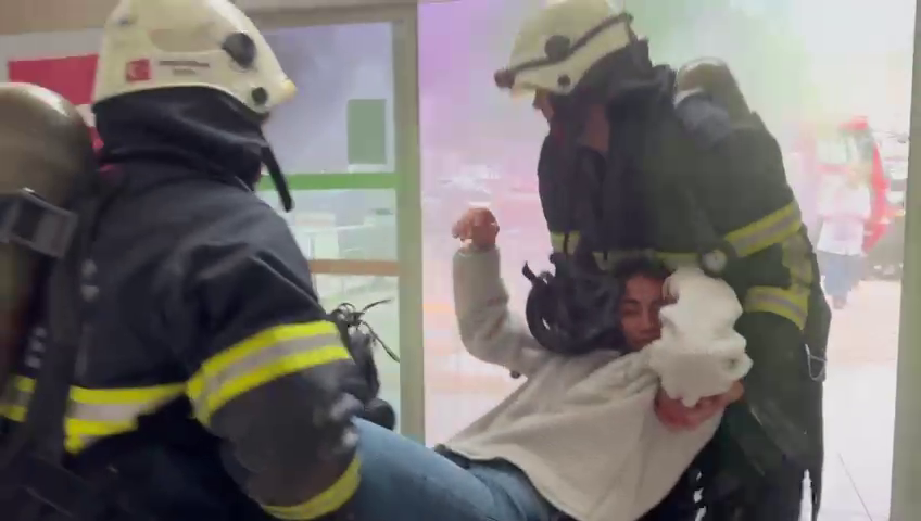 vlcsnap-2023-12-28-18h34m22s229