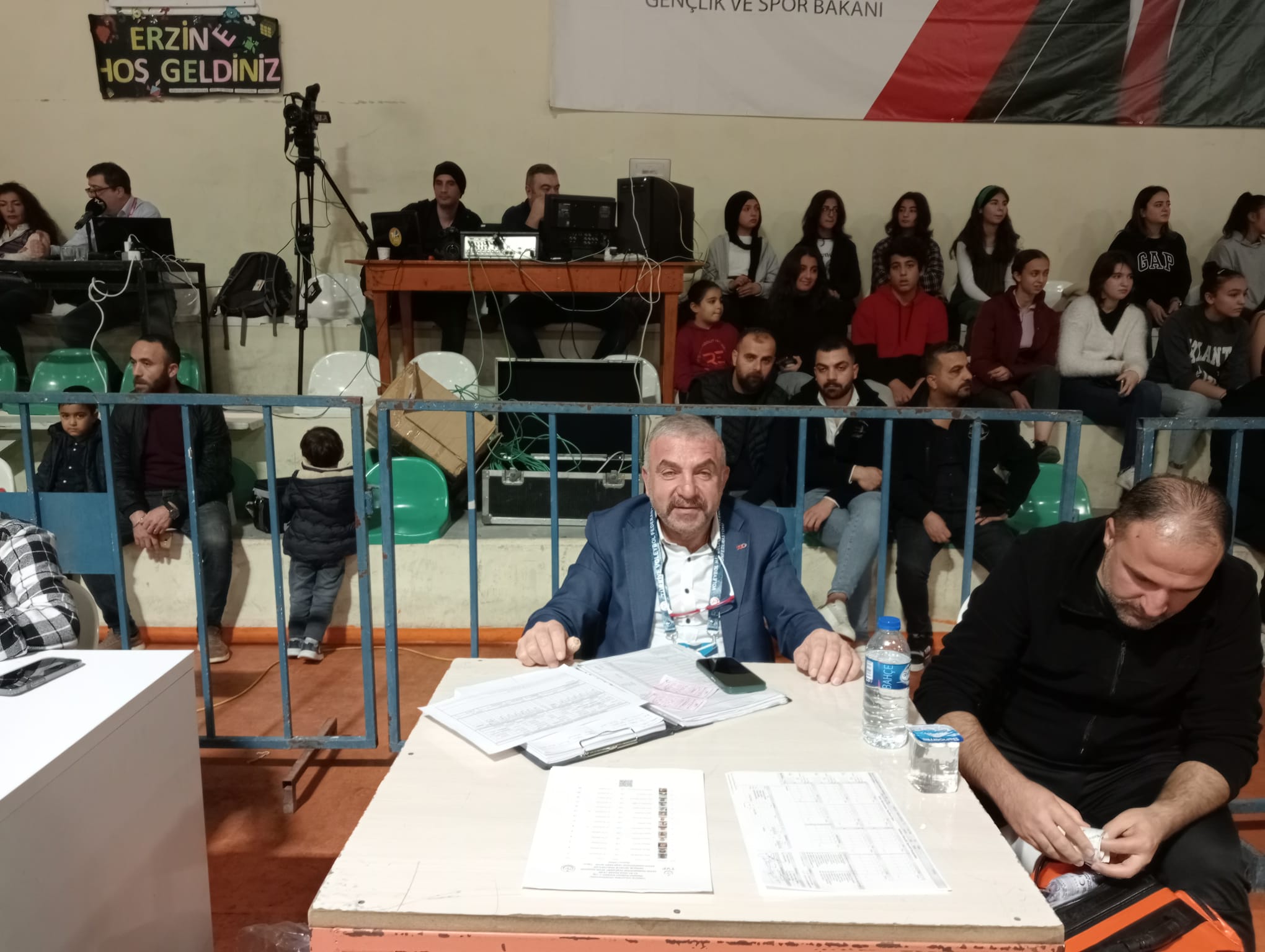 031D9012-EDD8-4BA4-80F0-D9F593F3A888