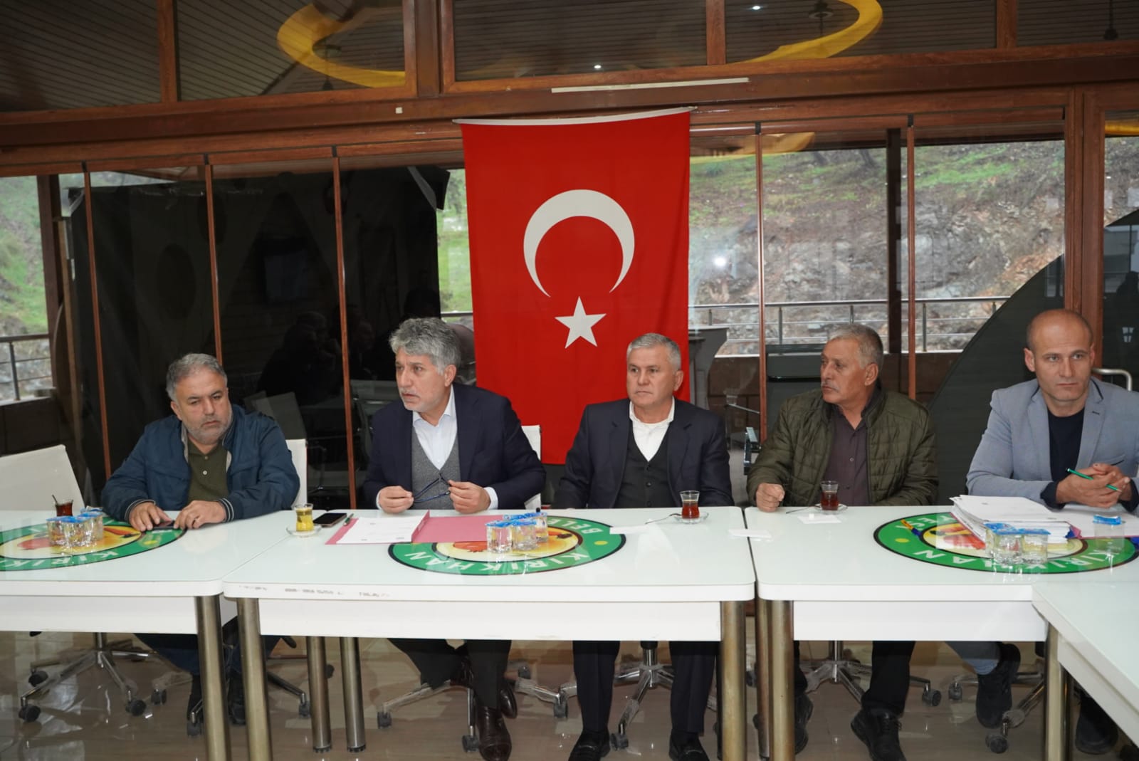 460d3145-5bf3-4ffc-bb09-63dbf9142c35