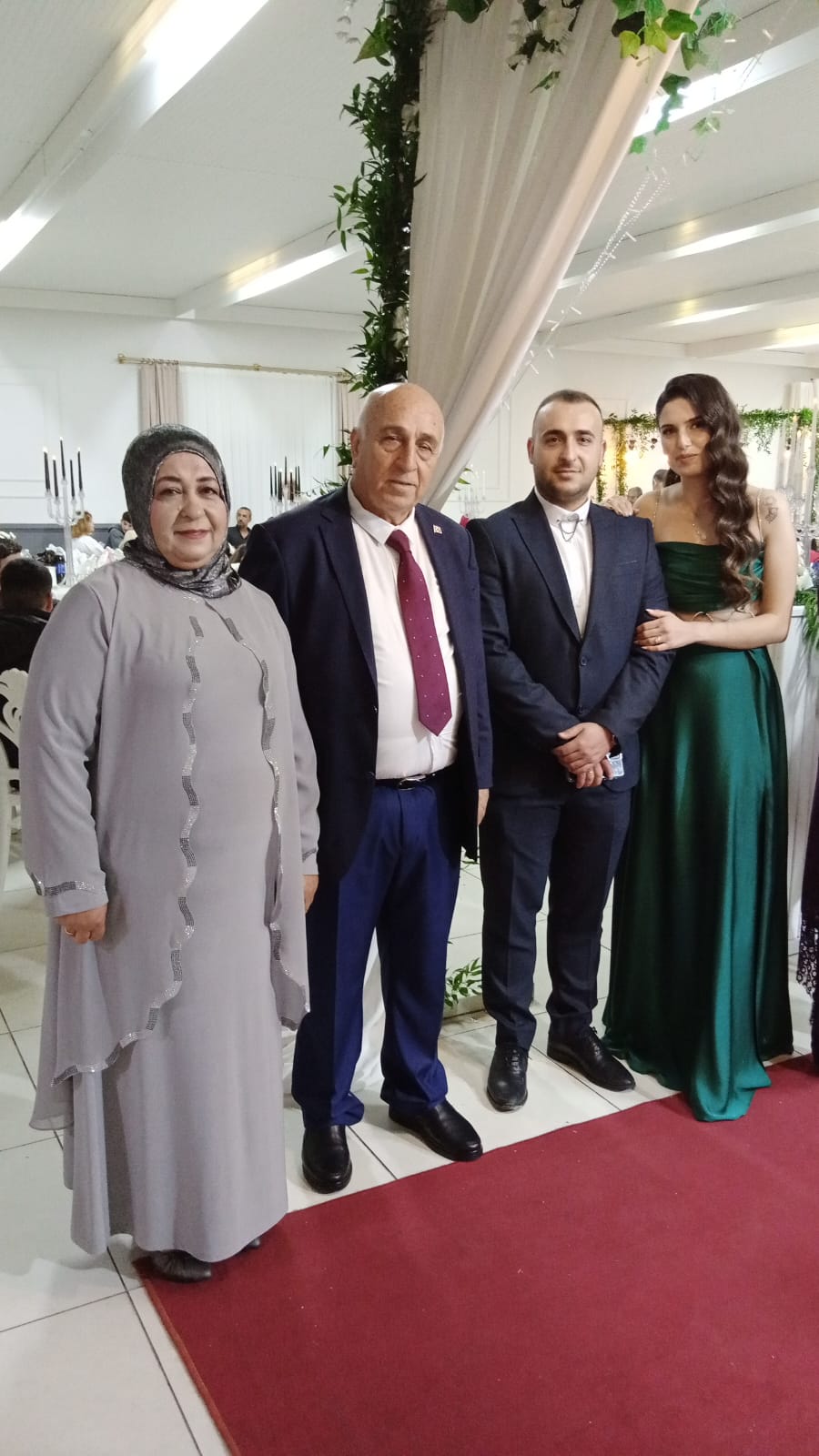 8c29bd27-71ff-4aae-9f98-43848392cfef