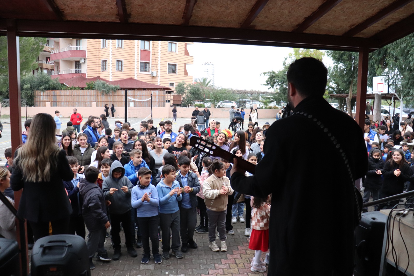 f2ac9592-787b-4822-b11a-0a2d7dd1678a