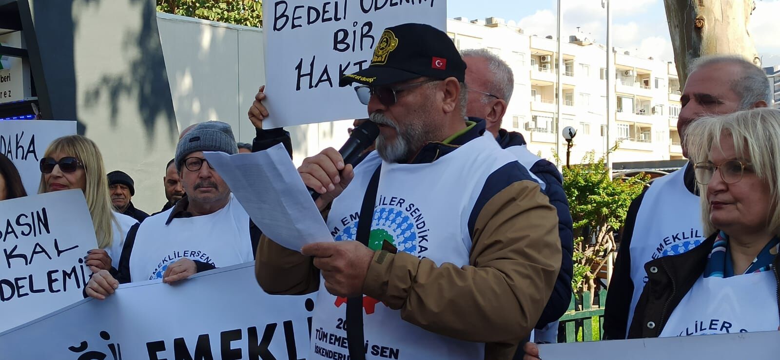 3385ad39-db14-44e2-b4a6-71a09dc76258