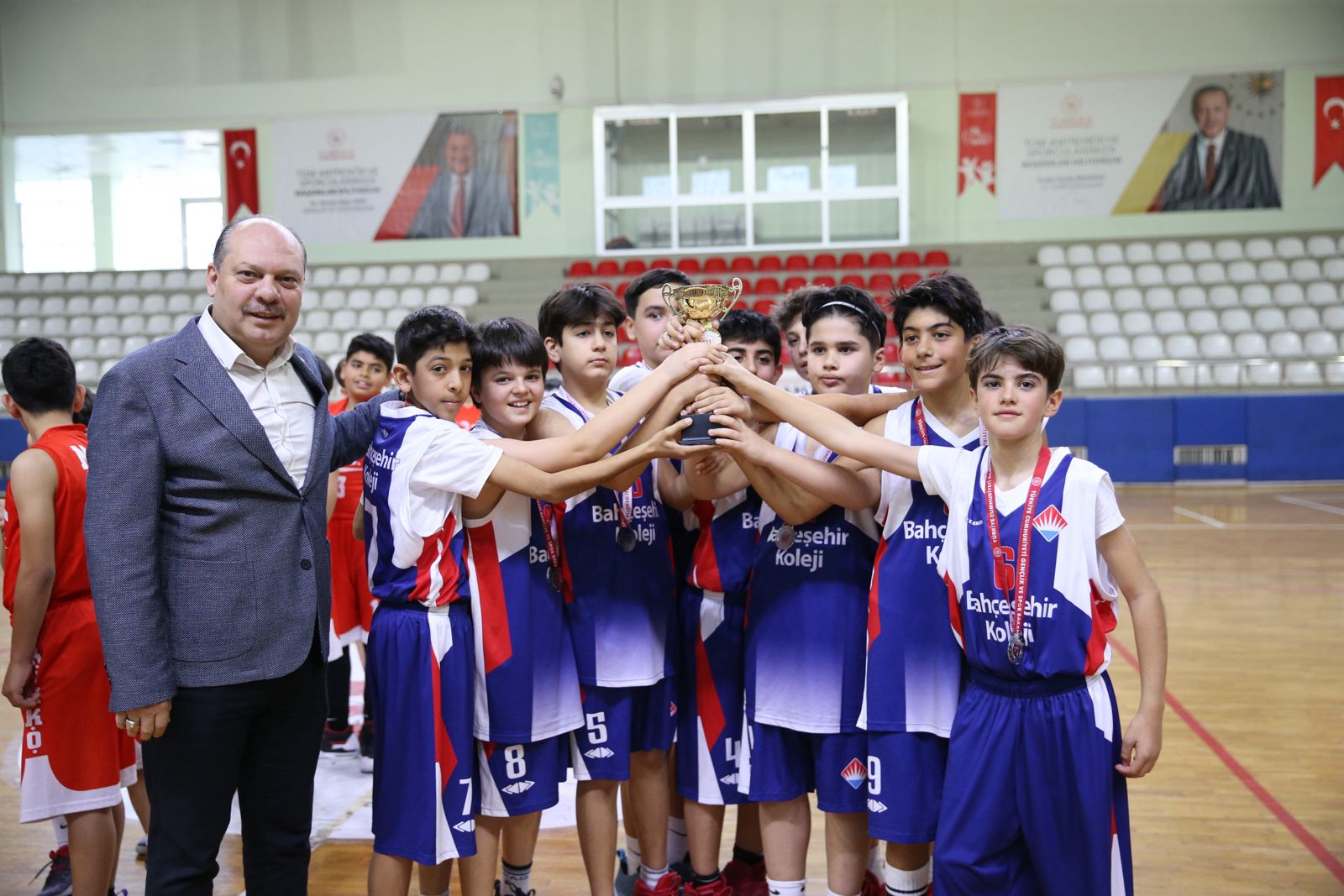 Bf1Befce 63Ca 415E 88De C215419C1Eac