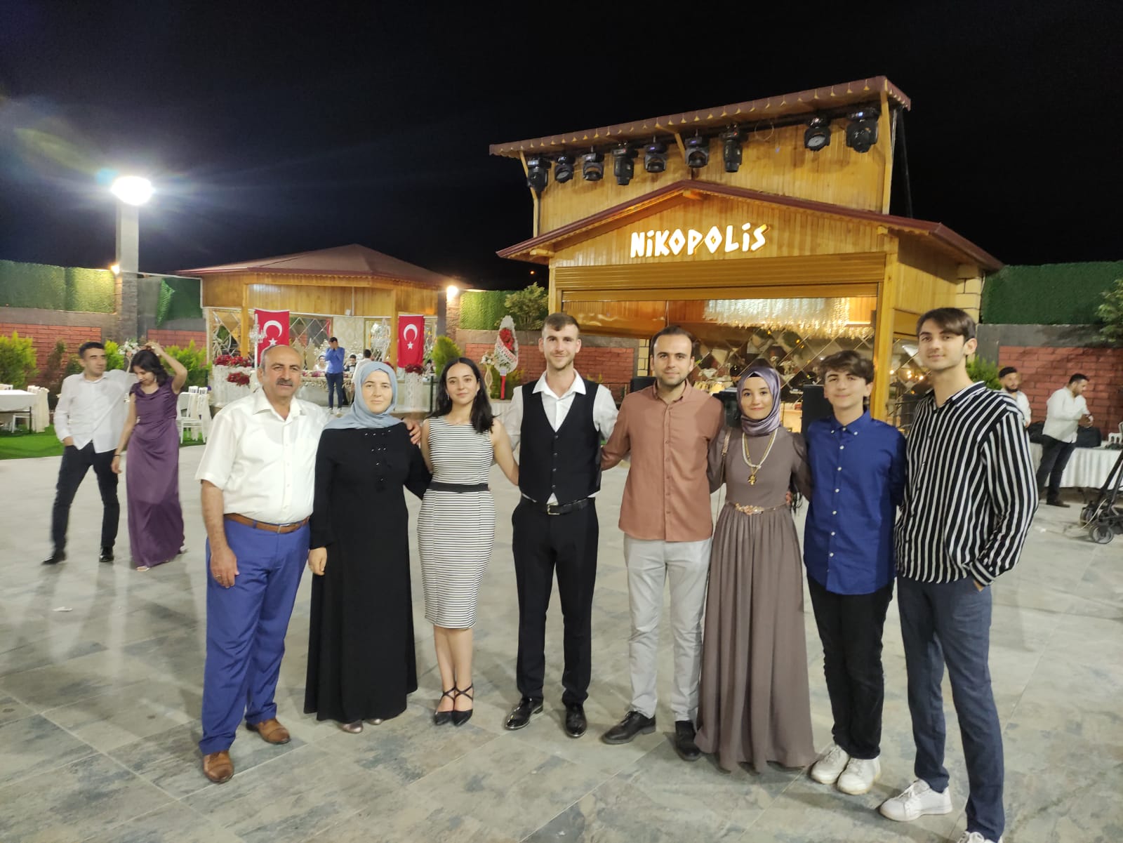 Deprem Nisanlı Cifti Ayırdı