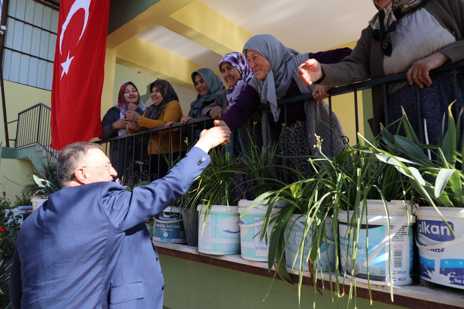 2A2D5382 2B65 41F3 9A97 10843D138Aa9