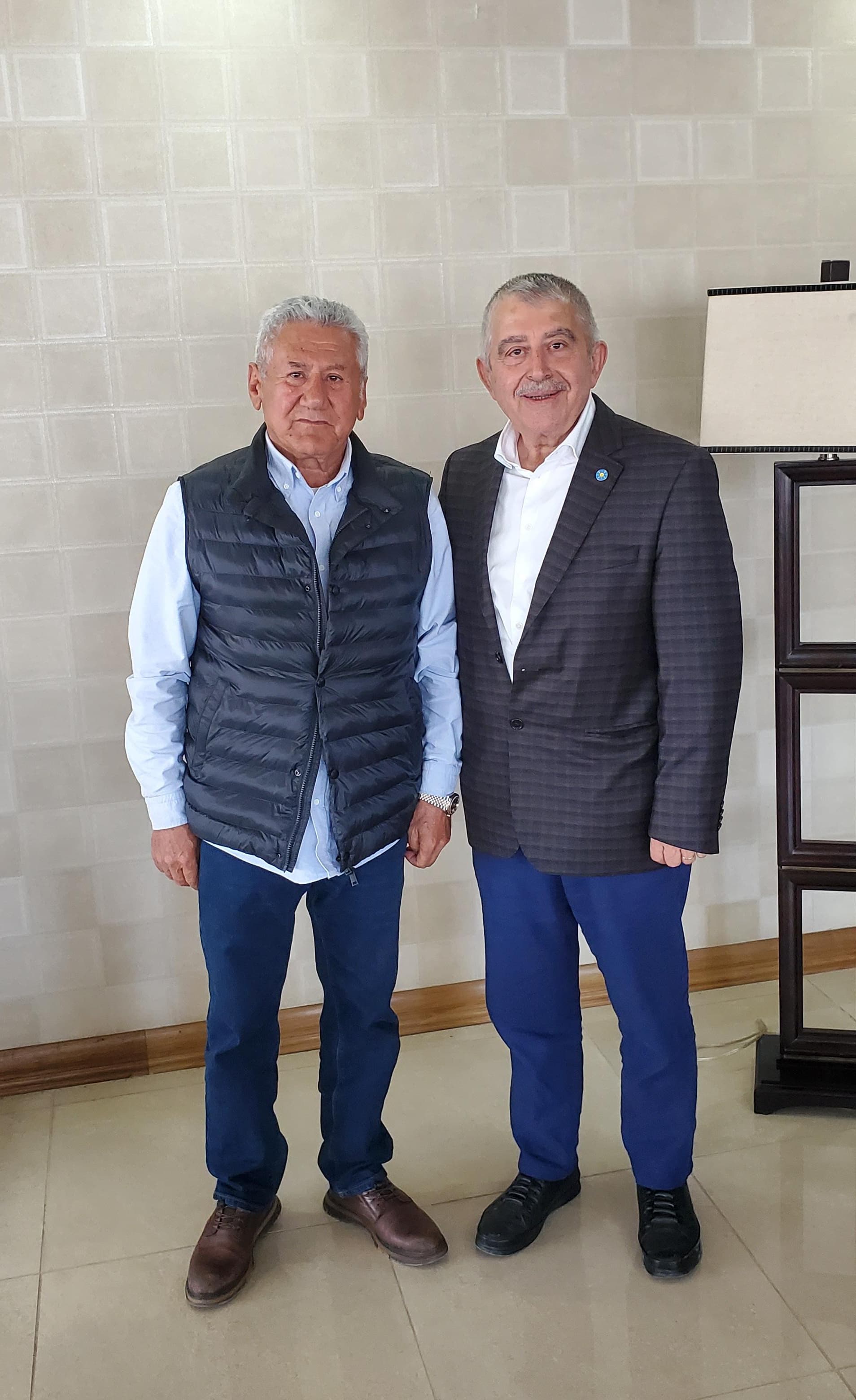 37Db5944 6Ee8 48B1 A433 02Bc921B1279