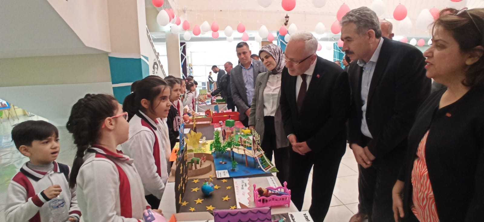 53Af6349 4009 483A A714 411Eea840815