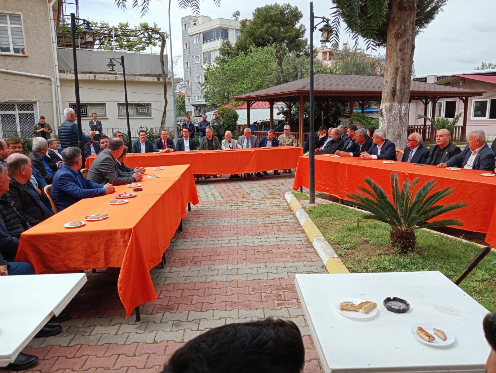 2B552553 5B64 4900 9F80 262F5A480081