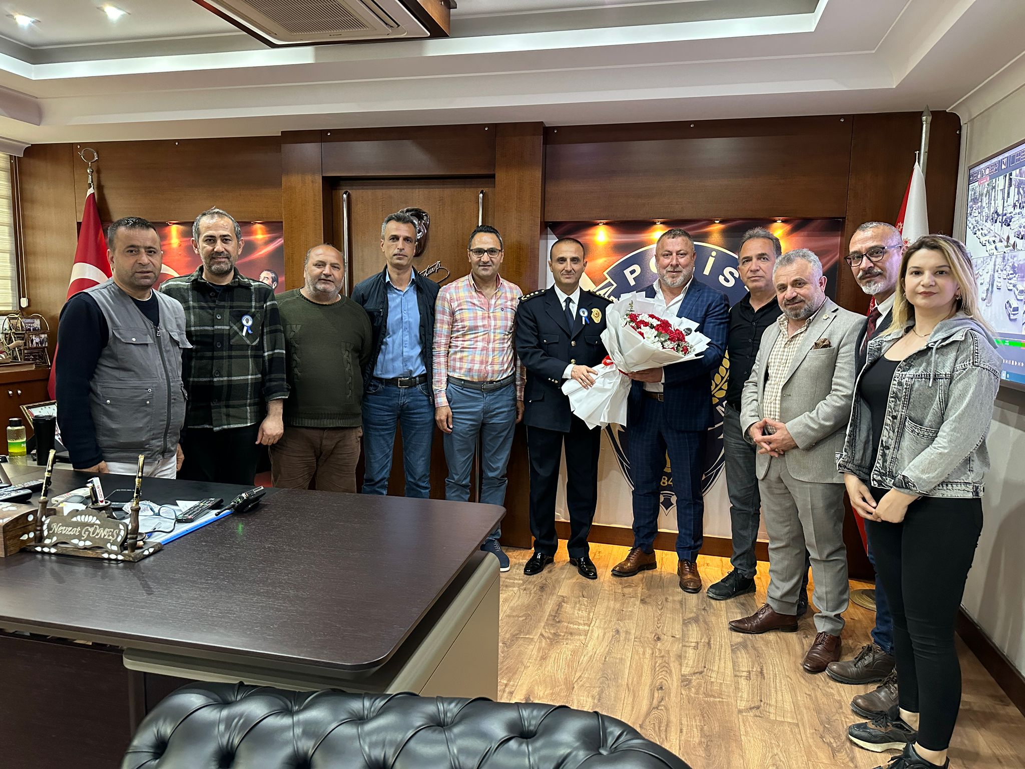 645E123B De72 4E35 8D9C 268B2356C1Cf