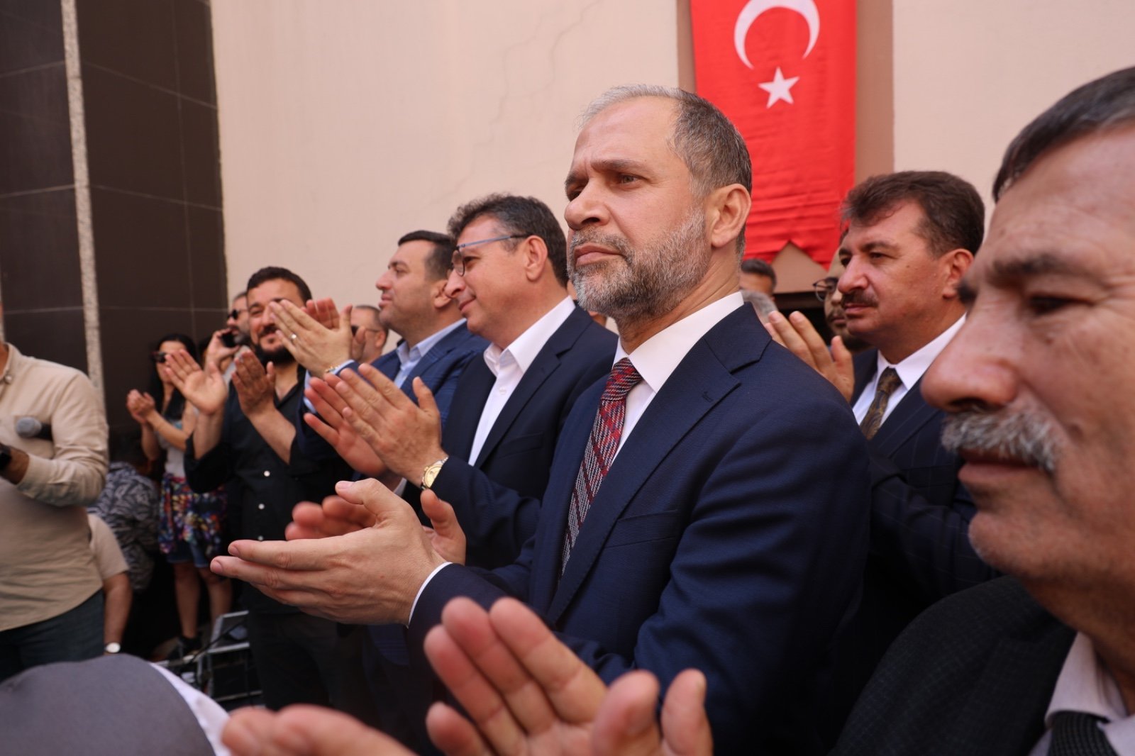 Bbfb8938 740B 4478 Aa7D A6Eda15F9255