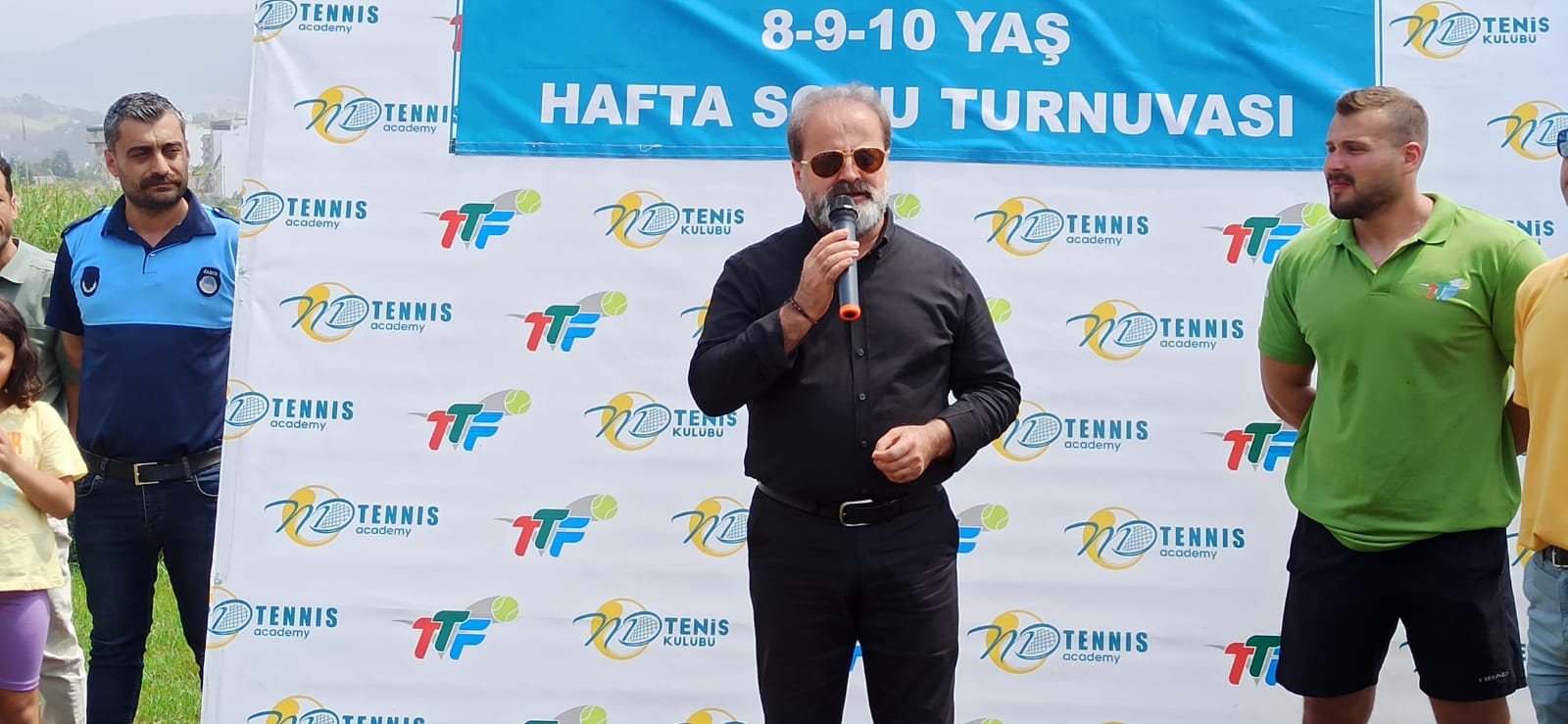 D27B7084 7430 4F01 8F15 E45732726De9