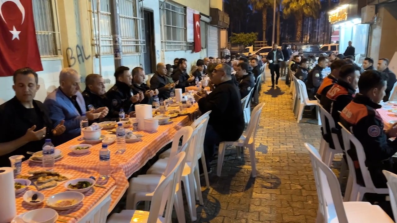 Poli̇s İftar Org .Mp4 Snapshot 00.46.553