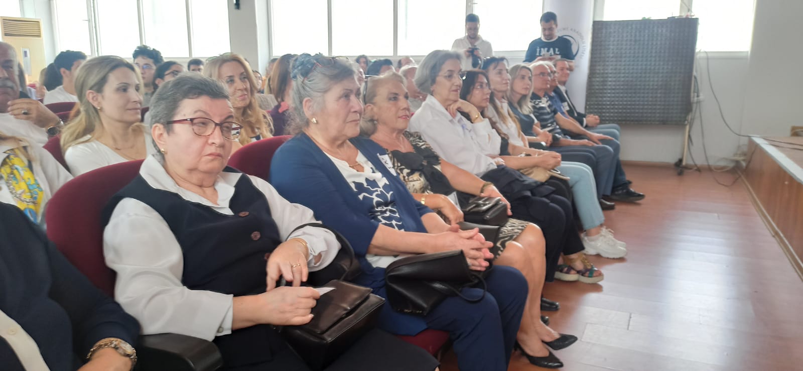 366303Fc 4E36 49Eb B475 429D4B8306Fb