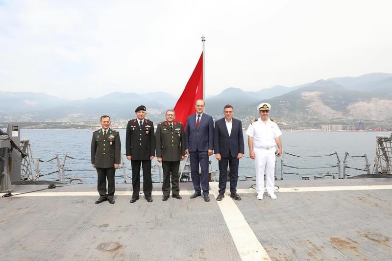 F629395 06 C6 4 F23 A2 B E 45 F485 A28 E9 D