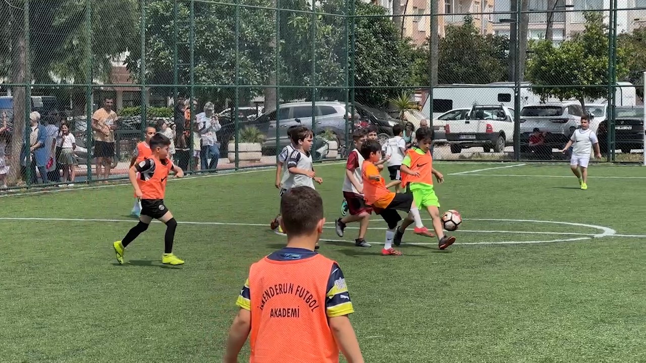 Mi̇that Paşa Maç Org.mp4 Snapshot 00.24.237