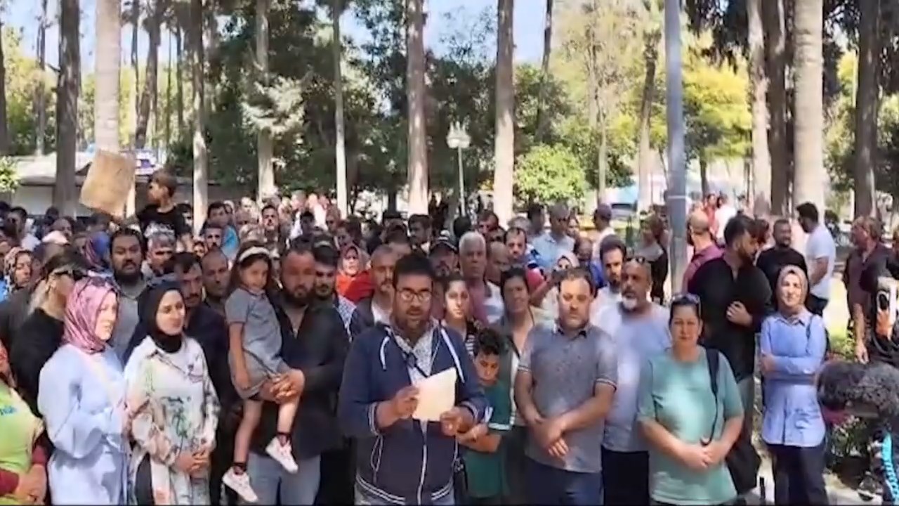 Typliler Islerini Istiyor.mp4 Snapshot 00.27.853