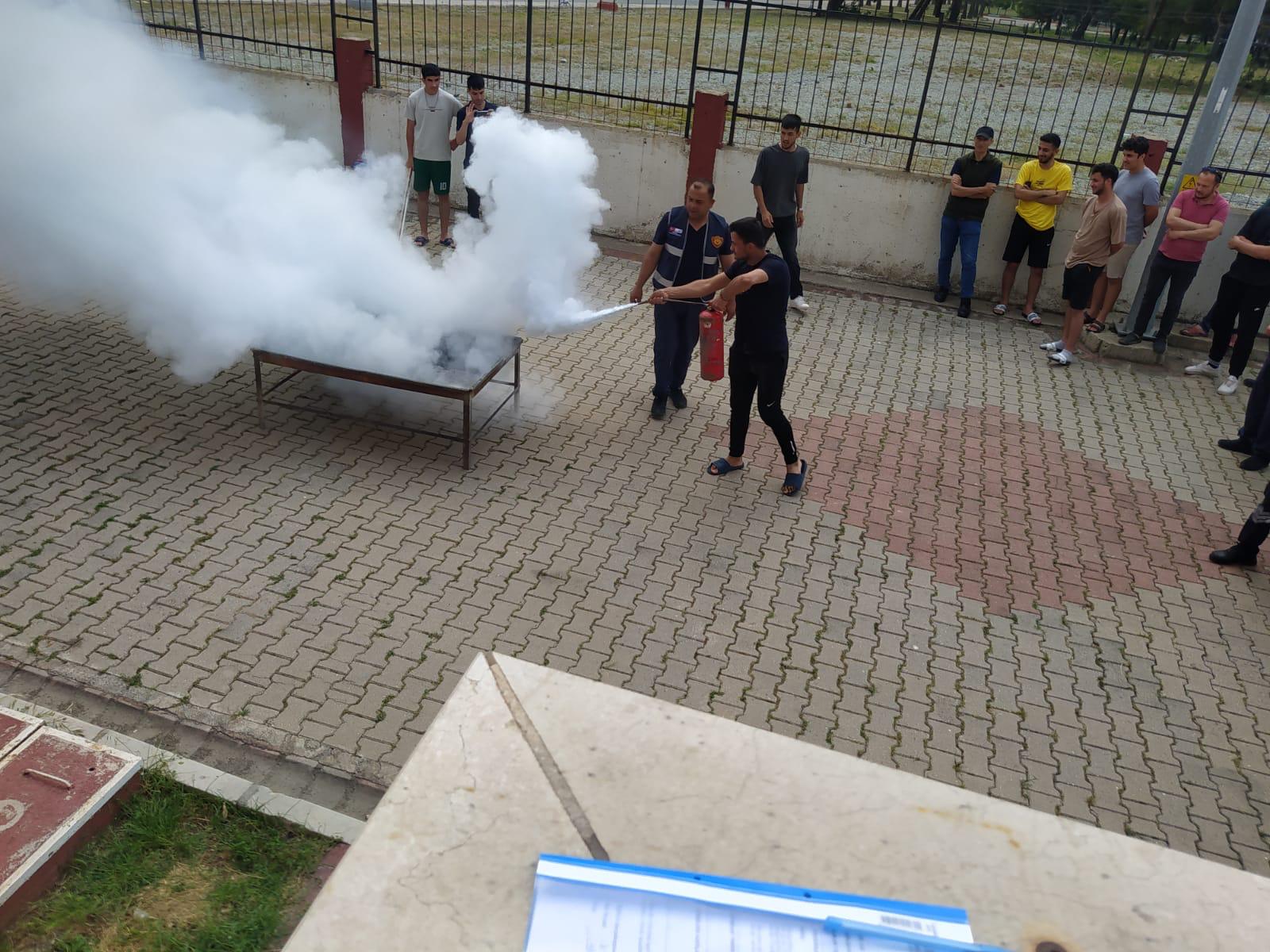 Yangin Tatbikati (1)