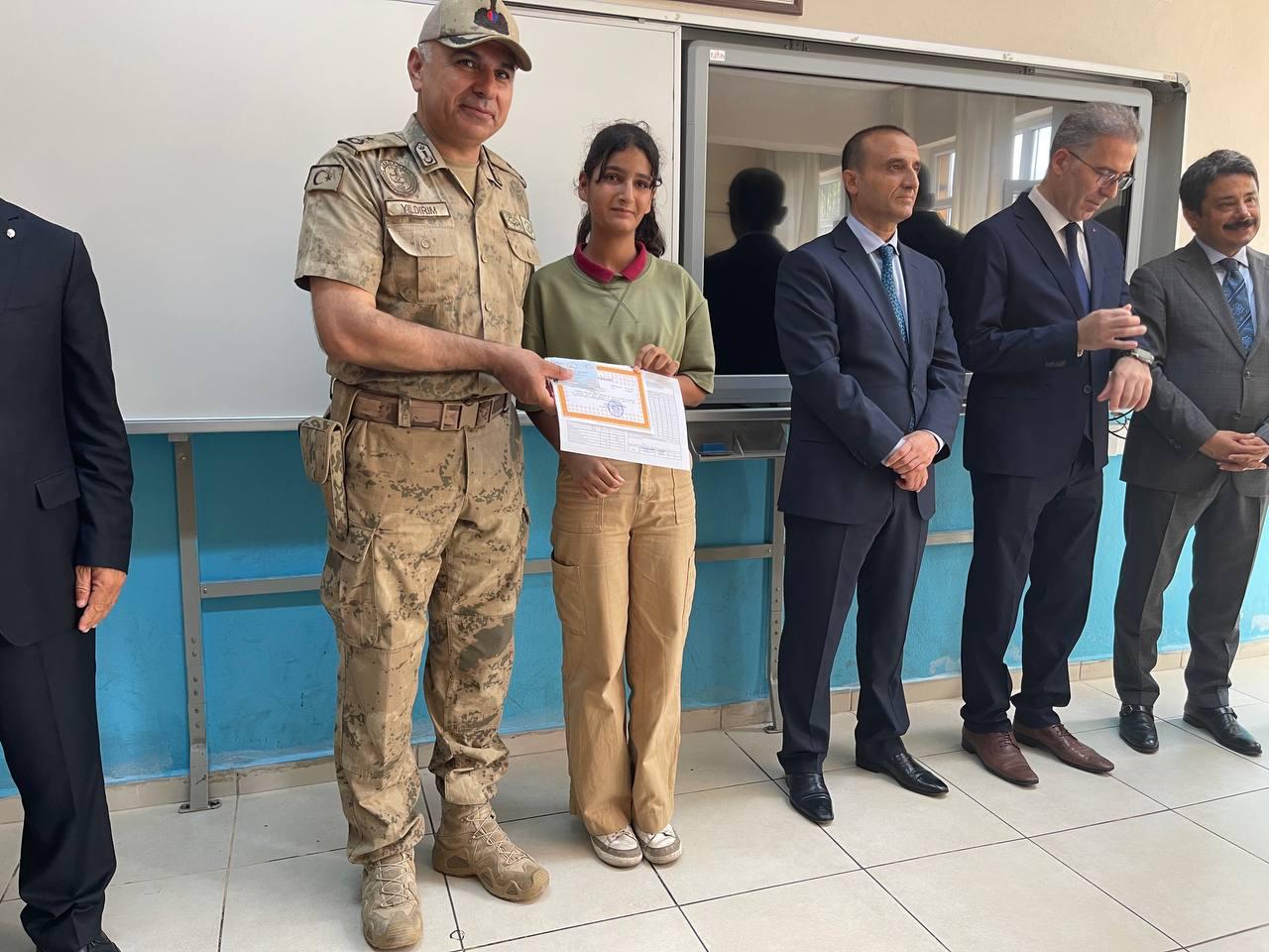 8Ae64C95 E160 48D4 9E01 8C67Adeec892