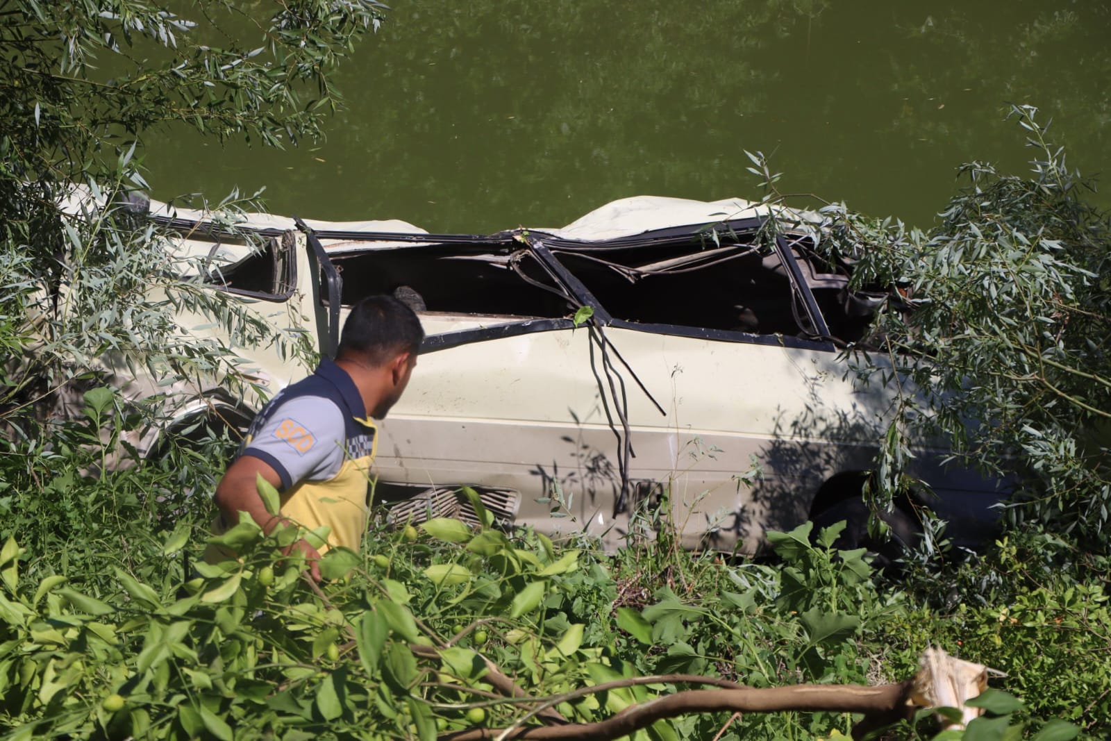 B5E9Fe64 4E2E 48Ca 9Bf9 6950E1E1132A