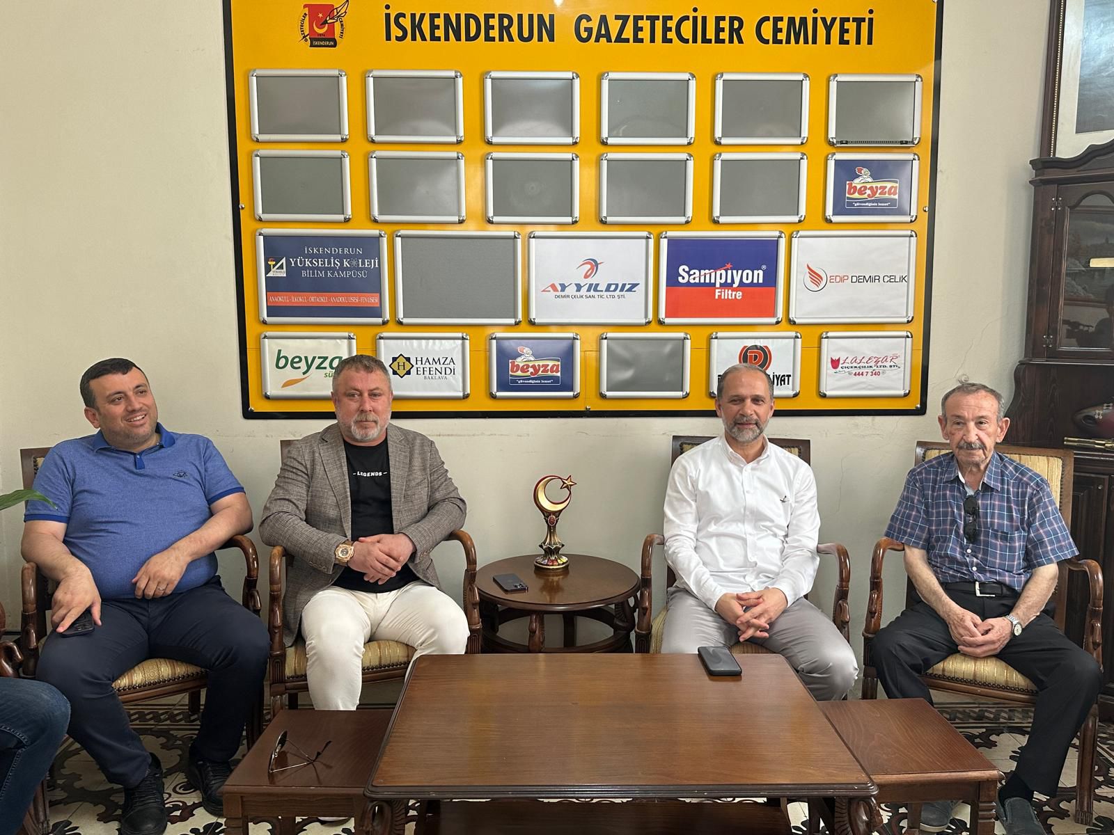 D83537E5 Ba31 4797 B993 2Dcbb5C1546B