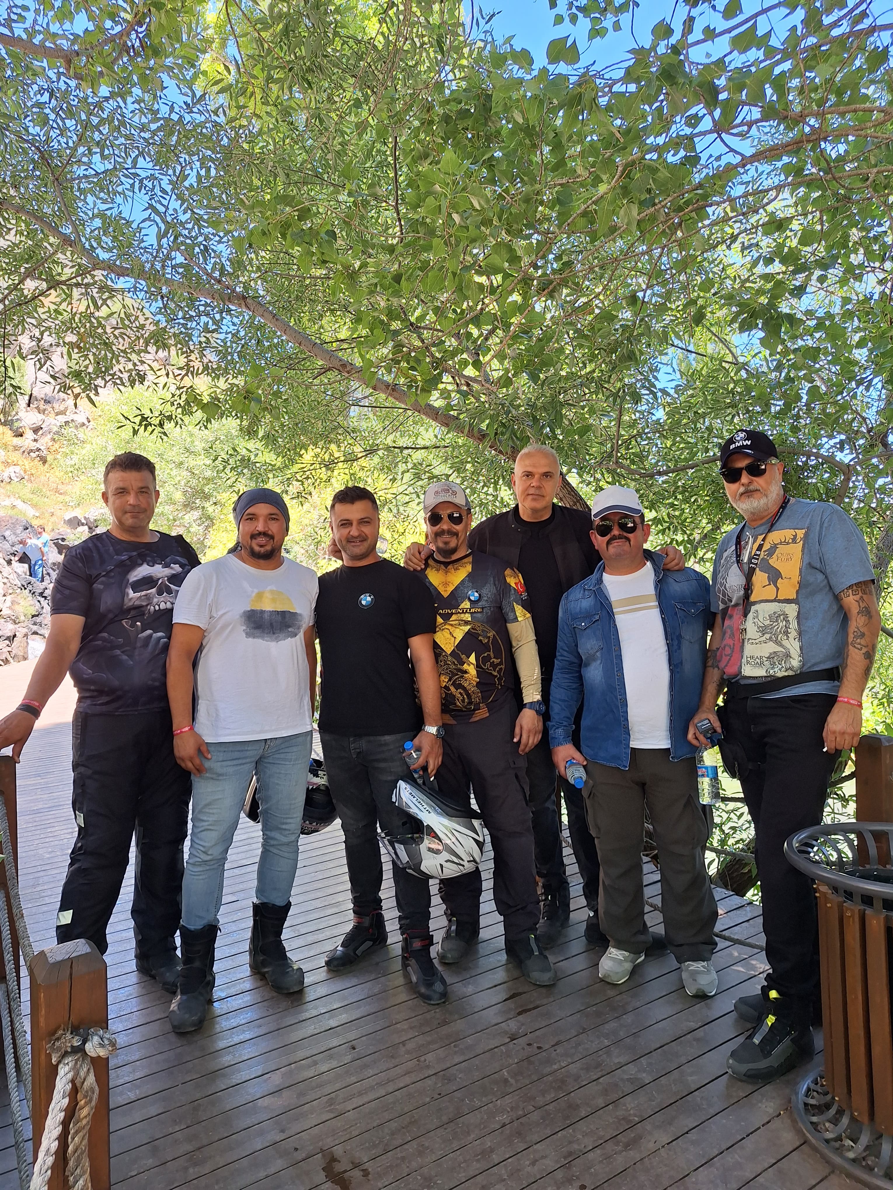 D9D70800 6021 440A 97F4 A84Fbb2862C2