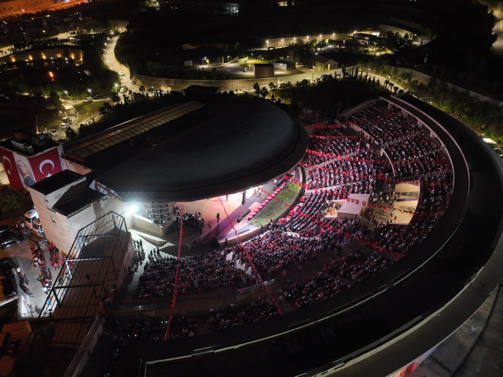 011829Ff 6Eaa 404D A1Bf 29788757B240