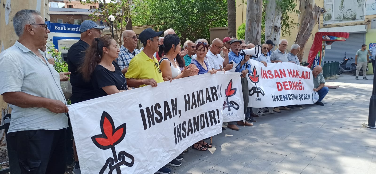 13Ac01A3 Ad00 4359 8B1F Ee5E778D3Cdc