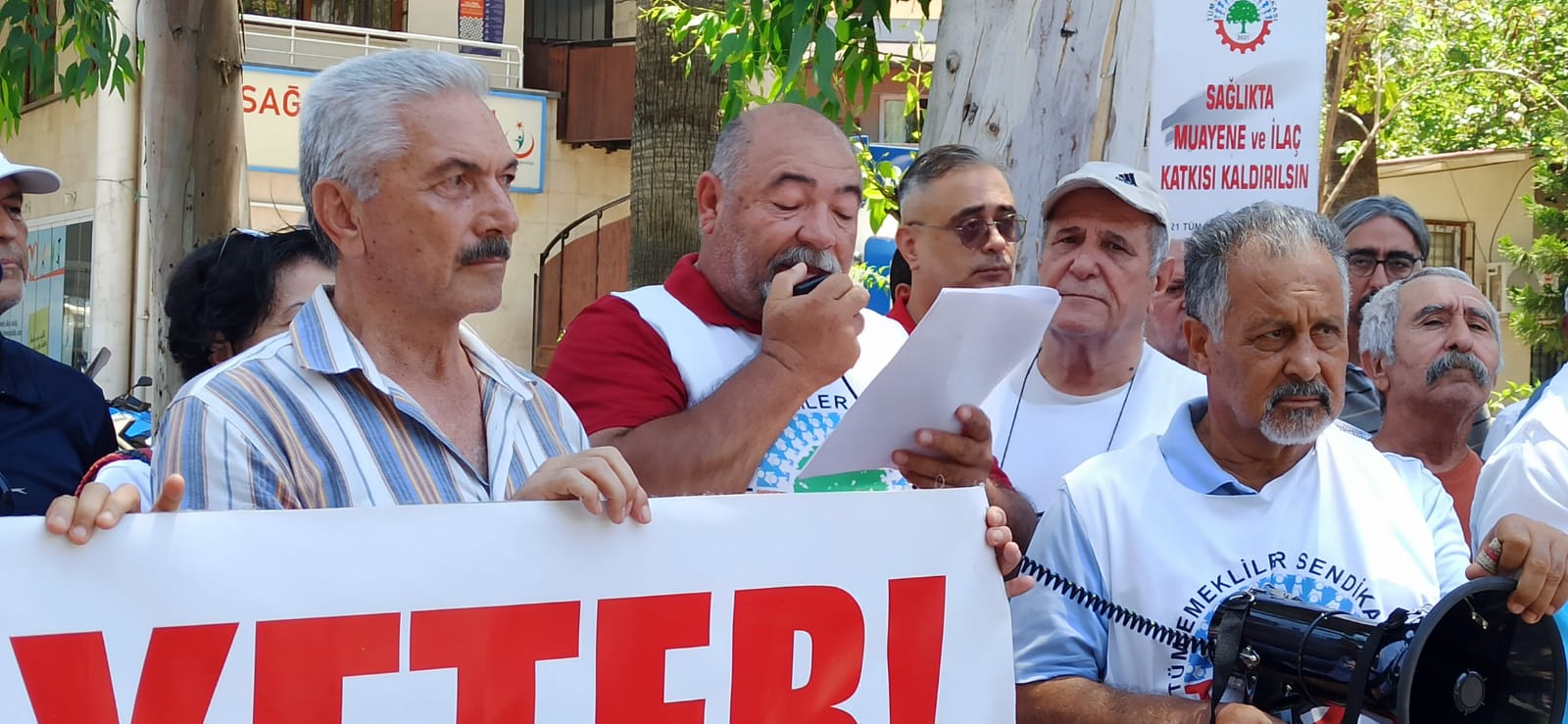 3E74F4C5 455F 4C8B 86Fc Fb77E74D1031