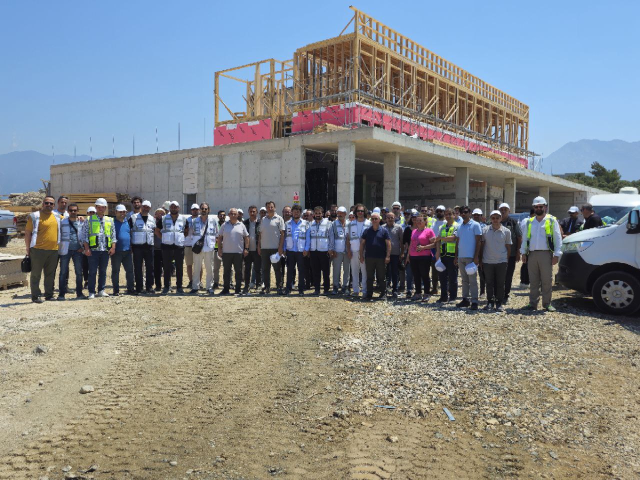 451815844 492807623433132 6476558244445201730 N