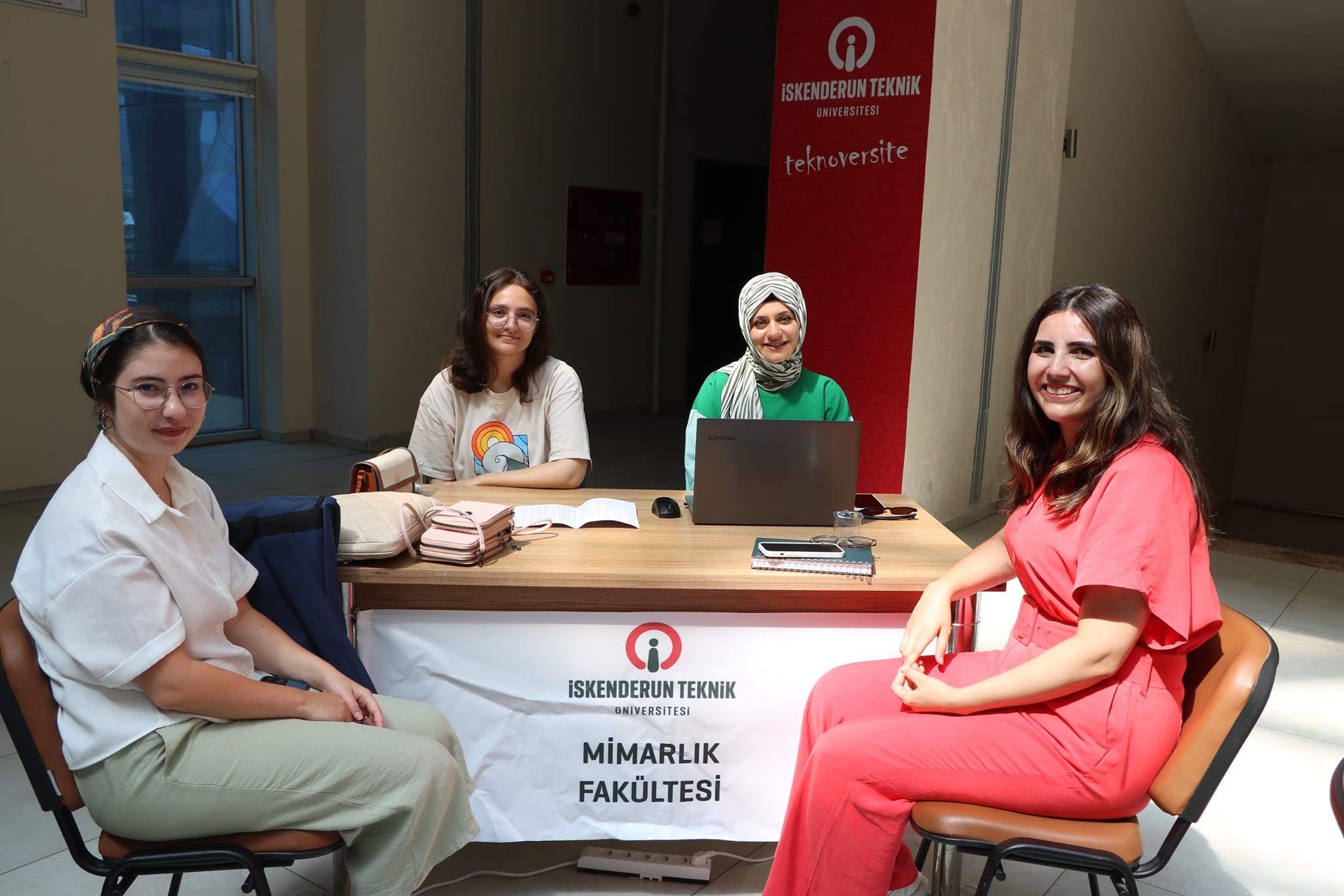 453438718 895333505970040 2725358887000123322 N