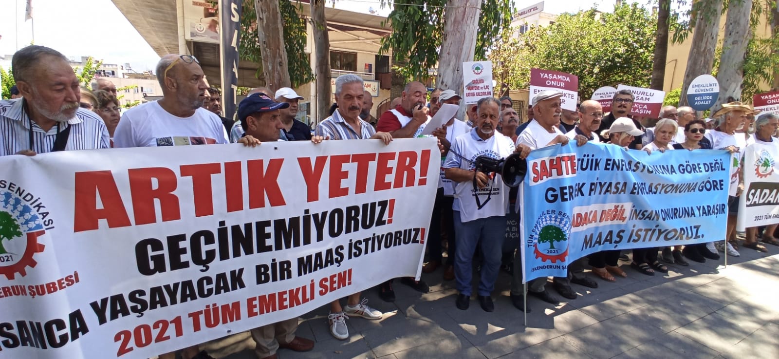 7Ee79A3D D1F8 47D2 Aef9 799Cfc66Fca8