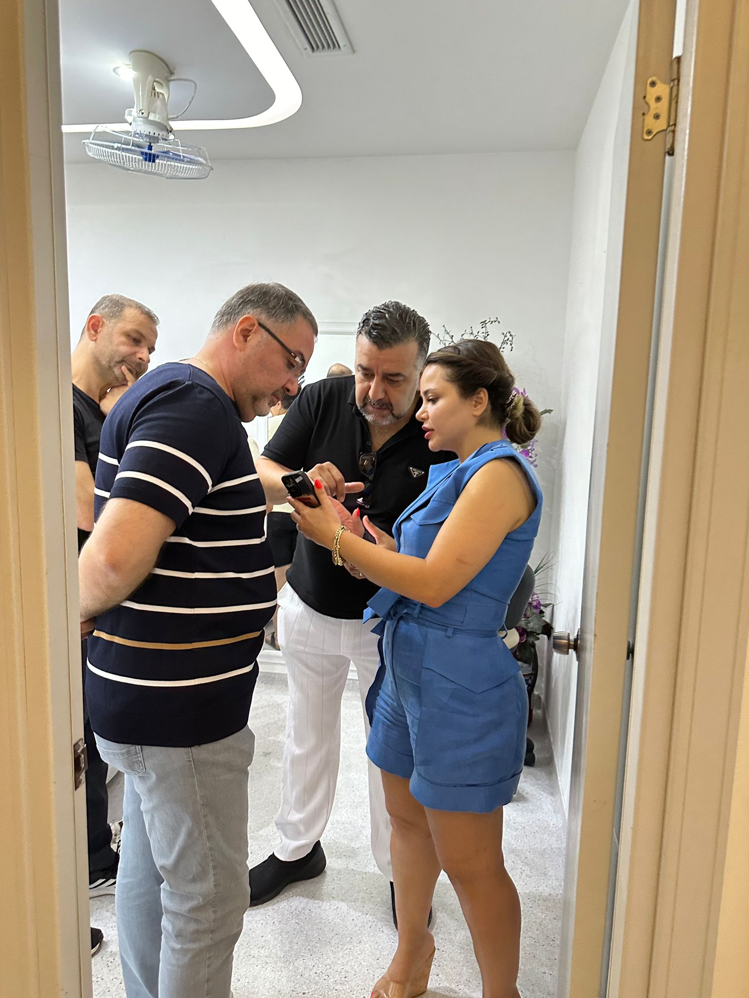 C1732148 Cbbf 403A B491 4E33C44572B0