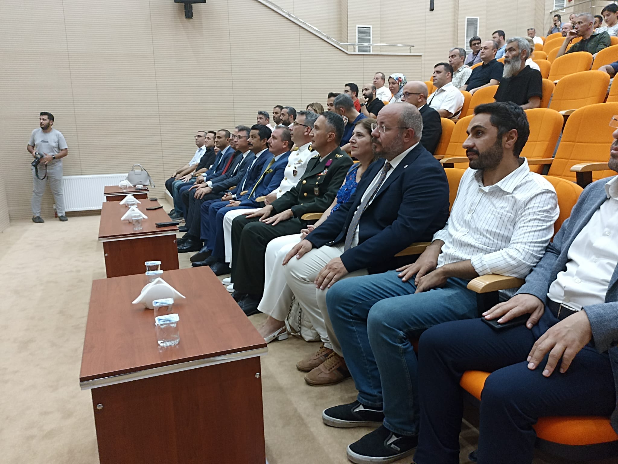 C2A30E19 436F 4585 87A1 Be590D4316B9