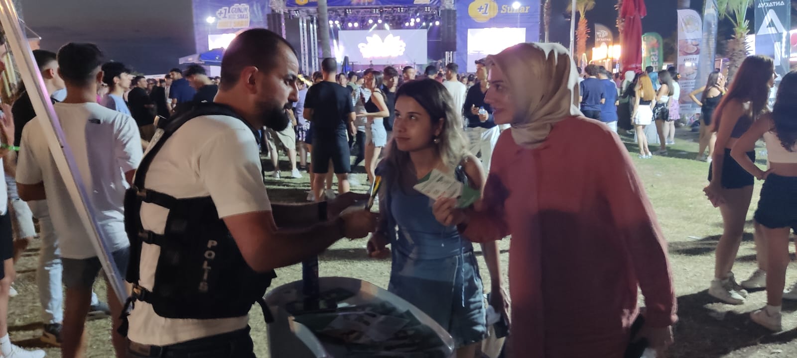 D6C7818F D215 483C A3F5 364B0C0De4C9