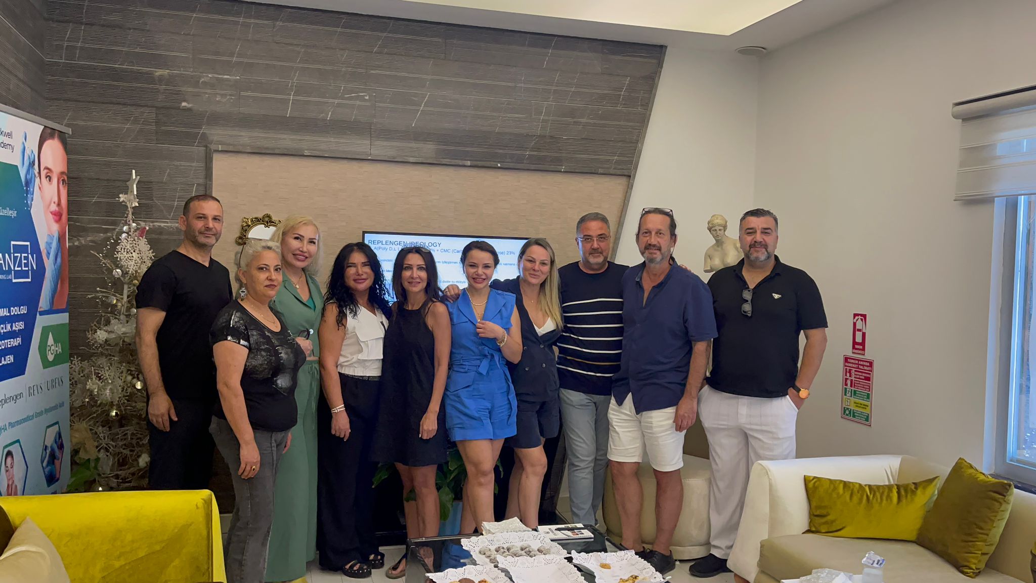 Dbefb46C C9D6 4731 8C5A 98D47Cd14Ba8