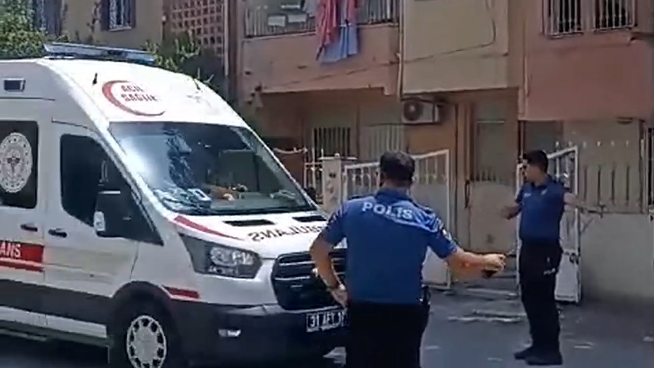 Ev Yangini Korkuttu.mp4 Snapshot 00.17.048