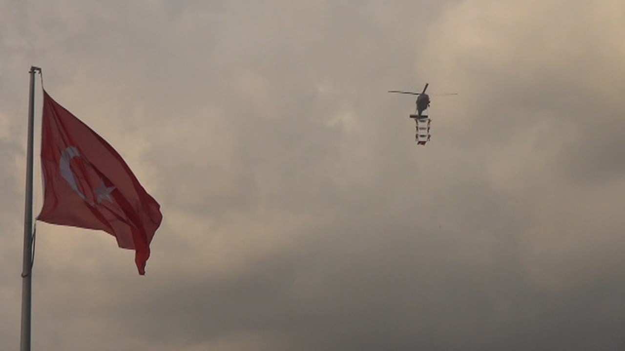 Isken 5 Tenmuz Kutlama.mpg Snapshot 01.55.743