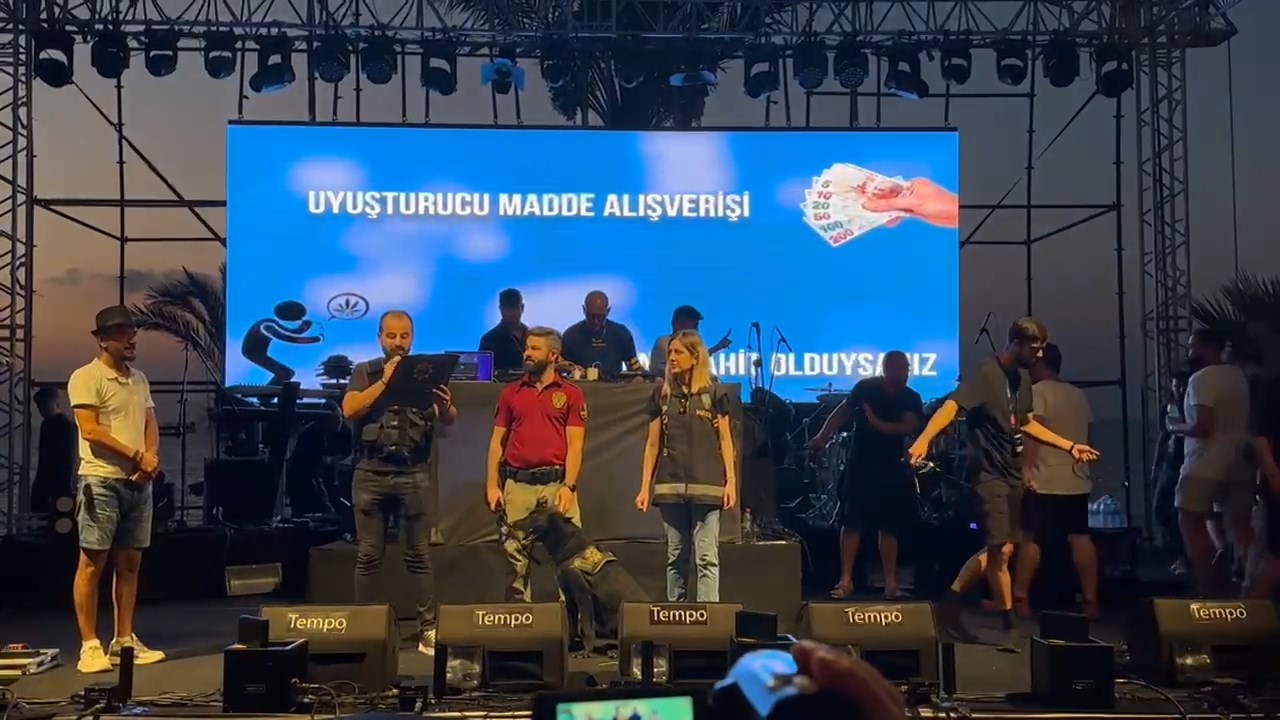 Whatsapp Video 2024 07 21 At 14.06.47.Mp4 Snapshot 01.28.690