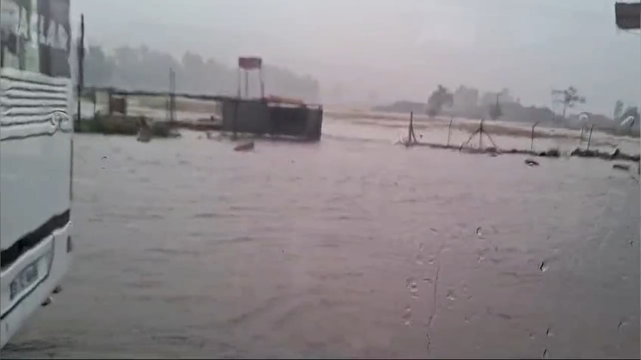 Xxx.mp4 Snapshot 00.24.638