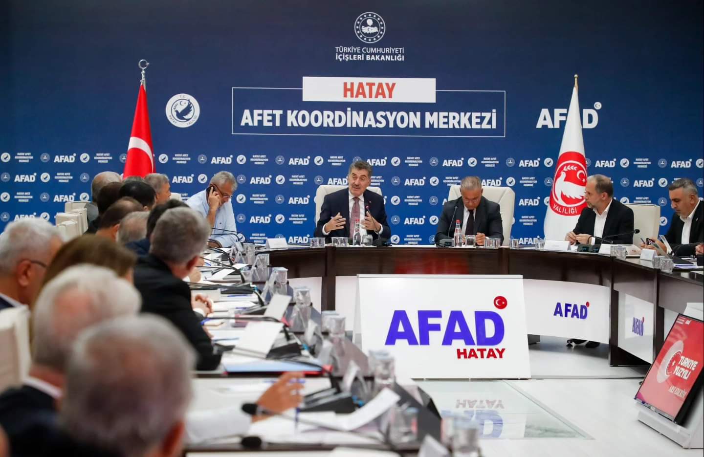 7557B8B5 8C4B 4045 A0Ef 437F0Ad206E5