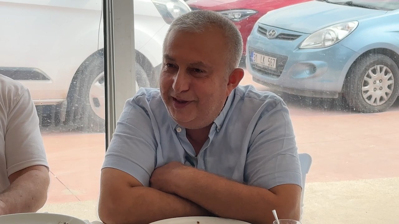 Arsuzbeledile Başkanı .Mp4 Snapshot 06.30.357