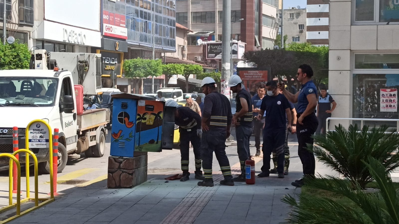 D766A1Fe 2C76 4C31 B655 2Bc69F95Cb52