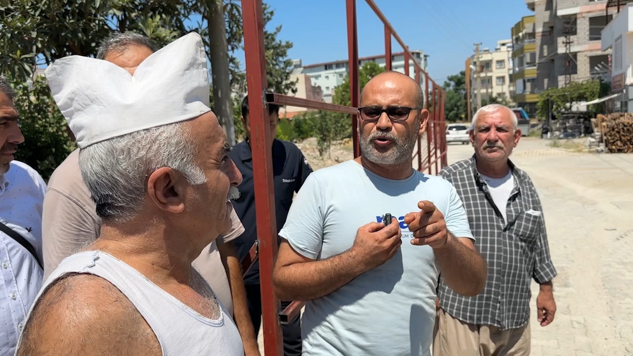 Ismet Inönü Mahalle Sakinleri .Mp4 Snapshot 01.37.297