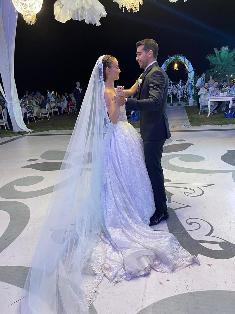 Selin Efe Kirmizioglu 2